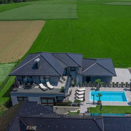 Luxuriöse Penthaus Wohnung Anif Exterior foto